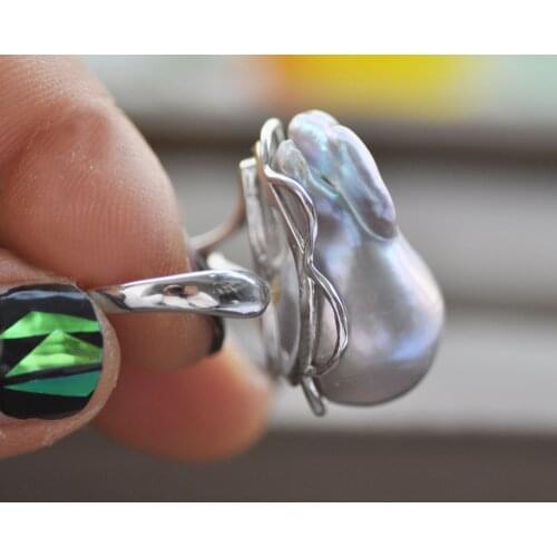 Z11054 25mm Gray Keshi Baroque Reborn Pearl Ring