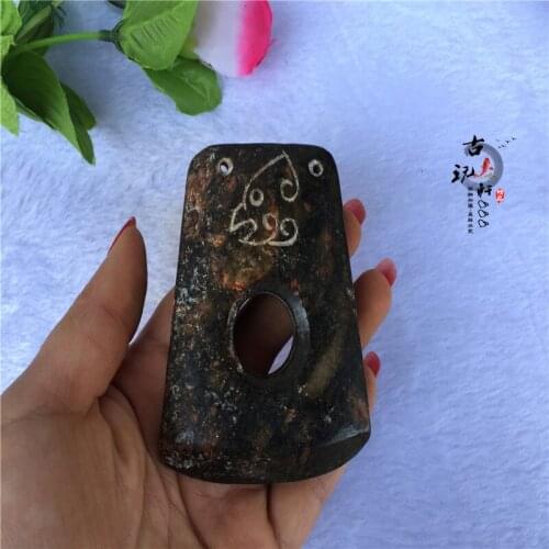 Antique jade collection of Hongshan Culture