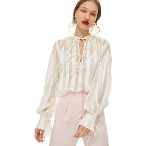 Women Hot Lolita Style Striped Lace up Shirt 2018 Autumn New Arrival Brief Crew Neck Lantern Sleeve Top for Female