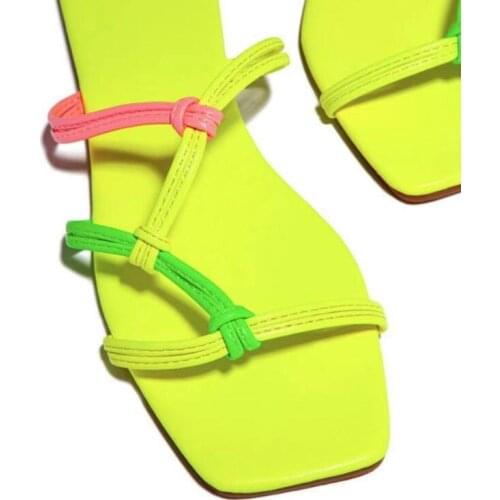 2021 Spring and Summer Yellow Thick-soled Viscose Leather Shoes Flat Heel Womens Slippers Artificial PU Casual Low-heel Sandals