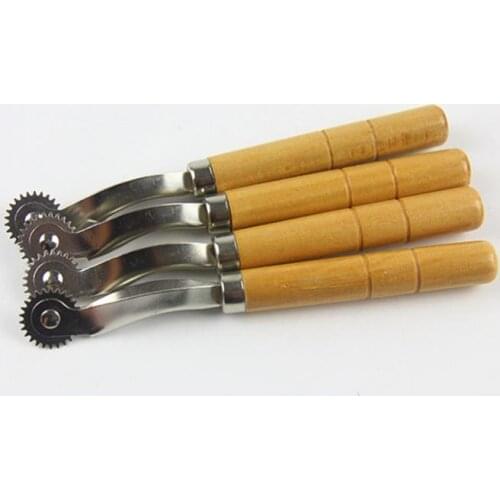 1PC Sewing Tool Kit With Wood Handle Practical Serrate Edge Pattern Tracer Tracing Wheel Tailor Stitch Marker