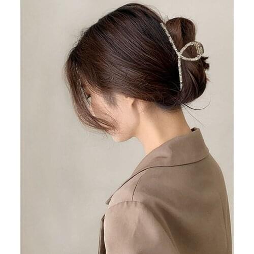 Fashion Women Girls Big Hair Claw Round Hollow Hairpin Novelty Acrylic Crab Elegant Ladies Mom Hair Clip Hair Styling Accessorie