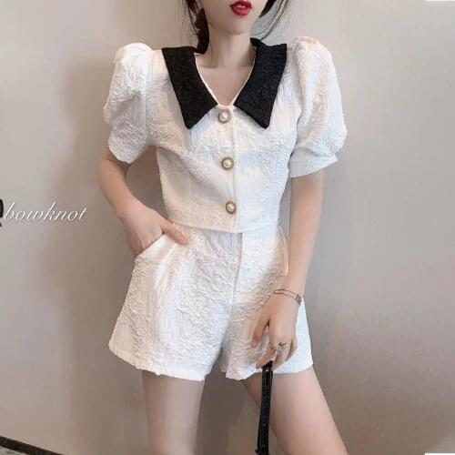 Hepburn Floral Jacquard Summer Two Piece Set Women Puff Sleeve Pearls Buttons Blouse + Shorts Set Tracksuit Korean Elegant C570
