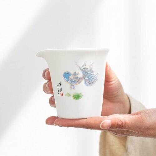 White Jade Porcelain Pitcher Thin Tire Tea Cup Kung Fu Tea Set Ceramic One-Piece Tea Pitcher Hand Grip Tea Pot Filter Tea Cup