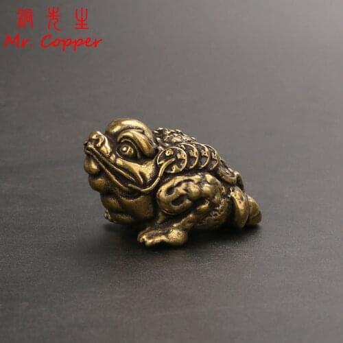 Copper Toad Ornament Antique Solid Brass Animal Figurines Miniatures Decorations Chinese Feng Shui Crafts Tea Pet Incense Holder