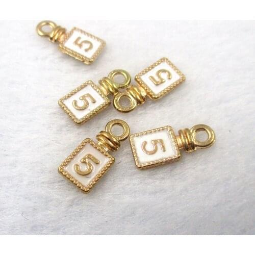 10pcs/lot Mini Cute Perfume Bottles pendant Letters 5 Charms Alloy Plated Charm Metal Printed Word Bracelet Charms Key Chains