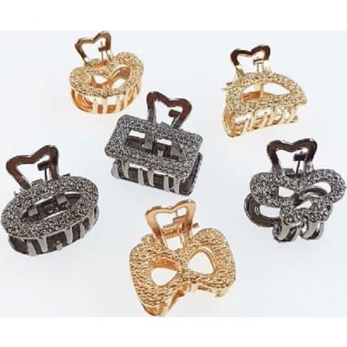 Fashion Women Girls Geometric Hair Claw Clamps Hair Crab Moon Shape Hair Clip Claws Solid Color Accessories Hairpin Mini Size