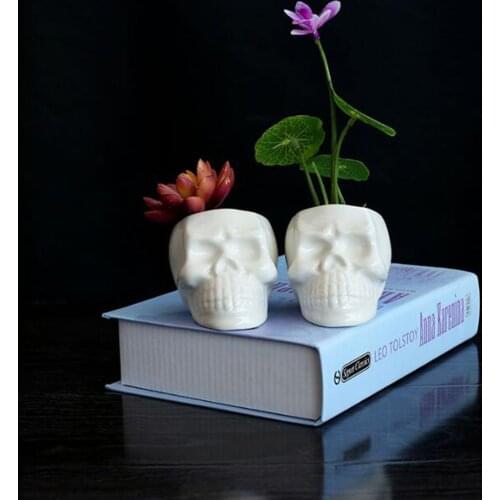ARTIFICIAL SKULL HEAD CERAMIC PLANTER HORRIBLE DECORATIONS HALLOWEEN DECOR