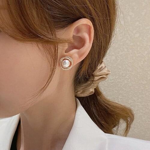 Korean Round Crystal Stud Earrings For Women Luxury Twist Cross Pearl Earrings Lady 2020 Fashion Jewelry