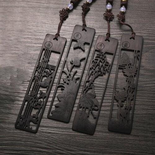 Ebony Wood 14cm Flower Hollow Out Bookmarks Classical Book Pendant Car Hanging Feng Shui Chinese Retro Style Home Decor