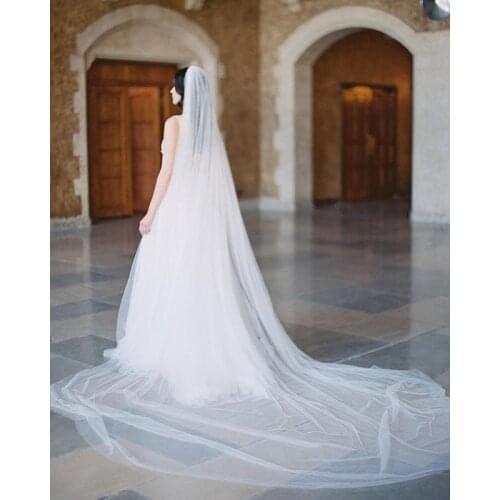 TOPQUEEN Wedding Veil 5 Meter Long Bridal Veils with Comb 3M*3M Elegant Off White One Layer Veu of Bride Super Wide V30plus