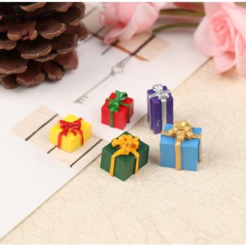 New 5PCS Dollhouse Miniature 1/12 Scale Christmas Gift Box Pretend Play Mini Doll House Furniture Decoration Accessories Toys