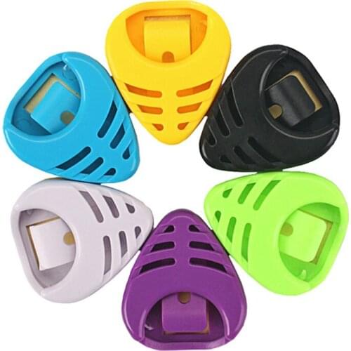 Color guitar pick box,heart-shaped guitar clip box, paste box for standard pick and jazz pick,6 pieces of one set