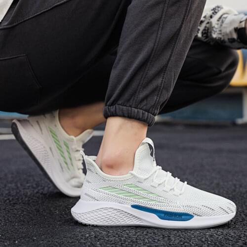 Skywheel Men's Lightweight Sneakers