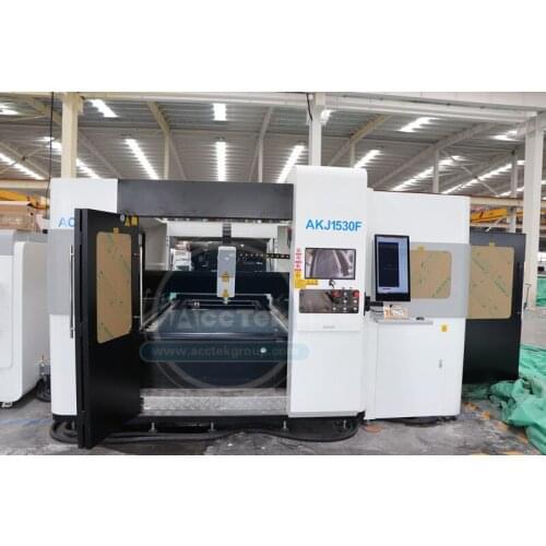 Top quality in line with European standards AKJ1530FBCR fully enclosed optical fiber laser cutting machine