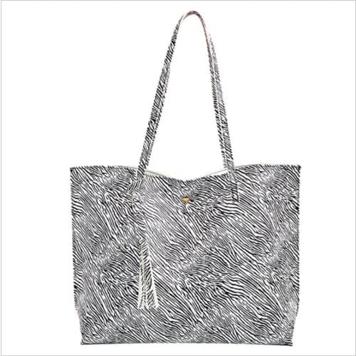 Womens Soft Faux Leather Tote Single Shoulder Shoulder Bag PU Large Capacity Tassel Decorated Handbag