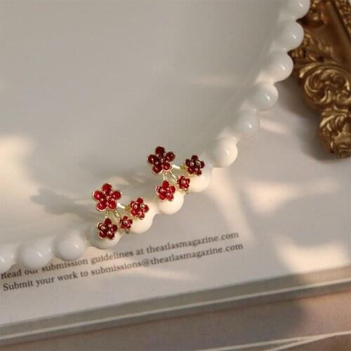 Silver needle wine color peach blossom retro French style lady earrings Showa Japanese moving flower earrings ear jewelry female