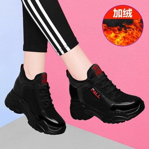 Sports shoes womens new ins new style in autumn and winter 2020 womens thick soled black versatile dad casual shoes