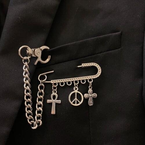 Harajuku Style Brooch Metal Chain Pendant Fashion Trend Suit Brooch for Eboy and Women Holiday Party Accessories