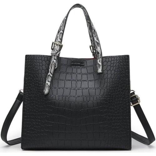 Bags womens 2021 new fashion middle-aged womens bags ladies' bills of lading shoulder slung bags purse and handbag