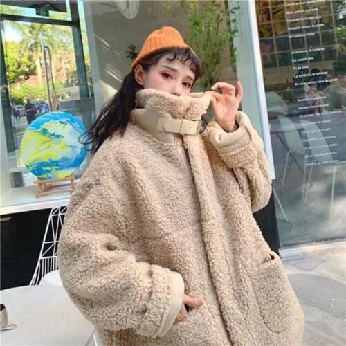 Women Faux Fur Lambswool Oversized Jacket Teddy Bear Coats Vintage Fashion Faux Fur Coat Winter Hairly Warm Ladies Outerwears