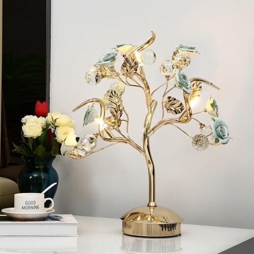 European-style Luxury Crystal Table Lamp Warm Creative Princess Wedding Decoration Table Light Living Room Bedroom Crystal Lamps