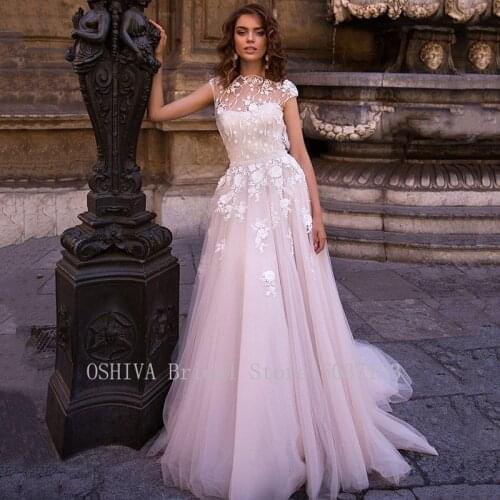 2021 Elegant Scalloped Beach Wedding Dresses A Line Cap Short Sleeves Applique Tulle Sweep Train Hippie Beach Boho Bridal Gowns