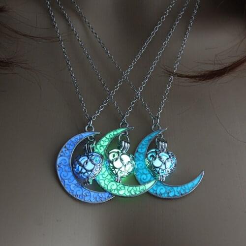 Glow in the Dark Necklace with Silver Color Crescent Heart Shaped Luminous Stone Pendant Necklace for Women Christmas Gift