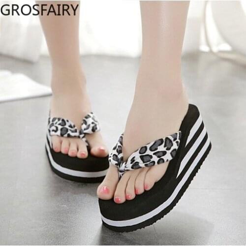 2021 Summer New Womens Sandals and Slippers Super High Bottom Non-slip Flip-Flops Slope Heel Students Wear Sandals