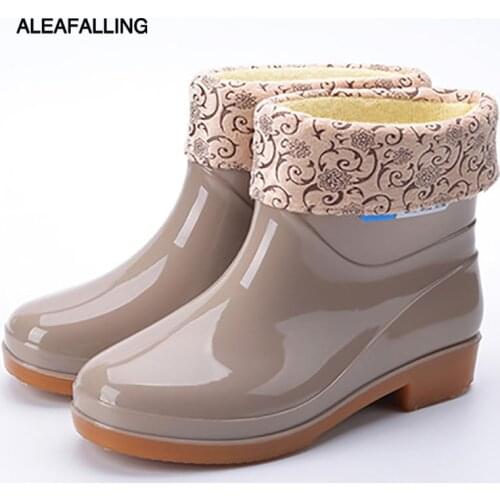 Aleafalling Women Rain Boots Thicken Cover Waterproof Shoes Unisex Anti-skip Garden Kitchen Labor Shoes Car Washing Shoes 201966