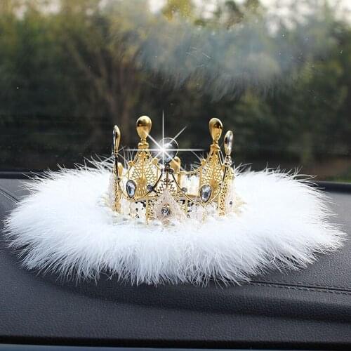 Car Ornament Bling Rhinestone Crown Feather Interior Dashboard Decoration Crystal Anti Slip Mat For Women Auto Accessories