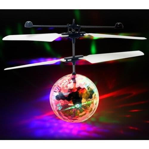 Colorful Luminous Toy Flying Ball Toy Color， Infrared Induction Airplane Flashlight Colorful Luminous Toy LED Induction Airplane