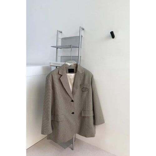 The new Chiffon suit coat in autumn and winter has very good wrapping and three-dimensional feeling