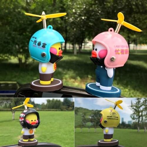 Car Ornament Cute Yellow Duck with Propeller Helmet Car Decoration Dashboard Ornaments Wind-breaking Car Interior Accessories