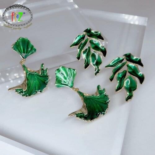 F.J4Z New Bohemian Alloy Leaf Earrings Fashion Green Enamel Women Earrings Big Stud Earrings for Party Christmas Gifts Dropship