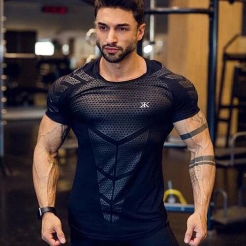 Compression Quick dry T-shirt Men Running Sport T-shirt Skinny Short sleeve Shirt Male Fitness Bodybuilding Workout Gyms T-shirt