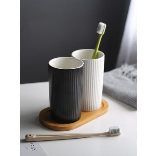 Ceramic toothbrush cup Northern Europe Mouth cup set Couple wash cups Creativity household products White and black