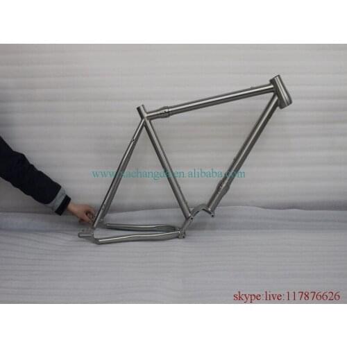 Titanium road bicycle frame with taper head tube and liding dropouts BSA thread BB shell couple gearbox