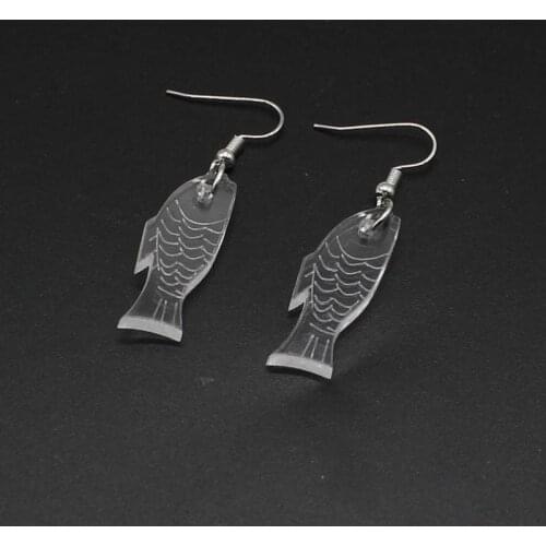 Japanese and Korean style transparent acrylic carp earrings summer fishing water funny fish earrings ladies jewelry