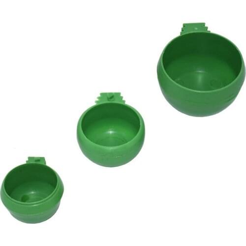 1 pcs Parrot Mini Food Water Bowl Feeder Plastic Birds Pigeons Cage Sand Cup Feeding Pigeon feeder