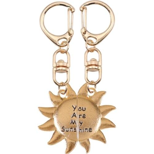 2 Pieces / Set Sun Shape You Are My Sun BFF Gold Zinc Alloy Friends Gift Couple Good Friends Valentine Gift Keychain 2020 New
