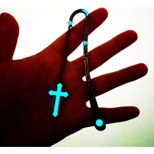 Cute Luminous Metal Feather Bookmarks Owl Dragonflies Butterflies Book Marks for Teachers Gift Beautiful Book Accessories