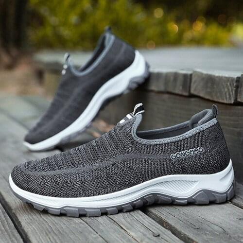 Mens Shoes 2021 New Casual Shoes Mens Flying Sports Shoes Soft Soled Running Shoes Walking Shoes Mens Shoes Men Shoes