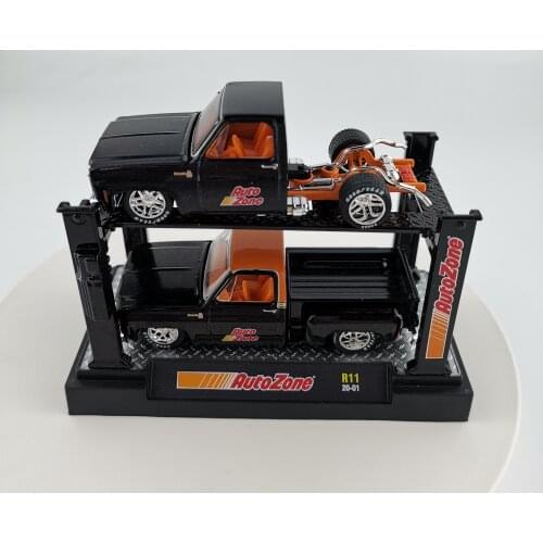 M2 1/64 Ford F-100 Dodge Chevrolet Camaro Dodge super bee two-car version with metal bracket alloy model Limited collection