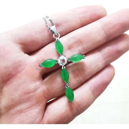 Fashion Natural Green Jade Emerald Cross Necklace Stainless Steel Chain Choker Pendants Necklaces For Men Women Party Jewelry