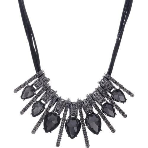 2017 hot new fashion necklace brand high link necklace two colors crystal necklace and pendant necklace luxury bright glamour