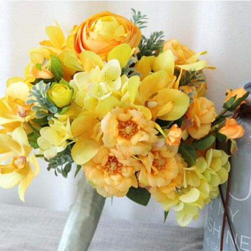 Handmade Europe Style ElegantOrange yellowSilk Wedding Flowers Bouquets Crystal Sparkle Bouquet Bride Bridesmaid Wedding Bouquet