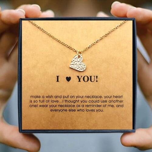 Icareu Fashion Personality Golden Heart Pendant Necklace For Mom Wedding I Love You Alloy Clavicle Short Chain Gift Box Jewelry