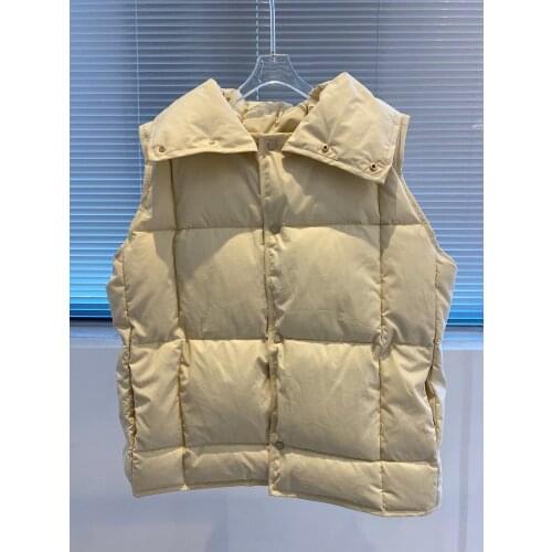 2021 Luxury Design Winter Collection Oversized Ivory Quilted Street Style Duck Down Vest