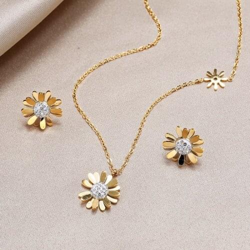 BUDROVKY Stainless steel Jewelry Daisy Titanium Steel Necklace Stud Earrings Couple Set Christmas Gift Dropshipping